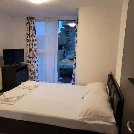 Escape Oasis - Apartament Mamaia Nord 아파트 Năvodari